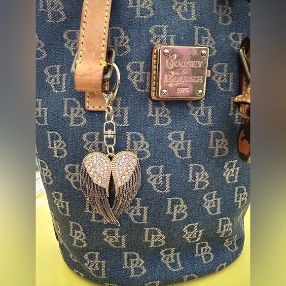 Pink Rhinestone Hamsa Hand Keychain Bag Charm Accessories - Picture 4 of 4